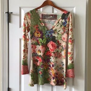 Amma made in LA Multicolor Floral Long Sleeve Tunic Top